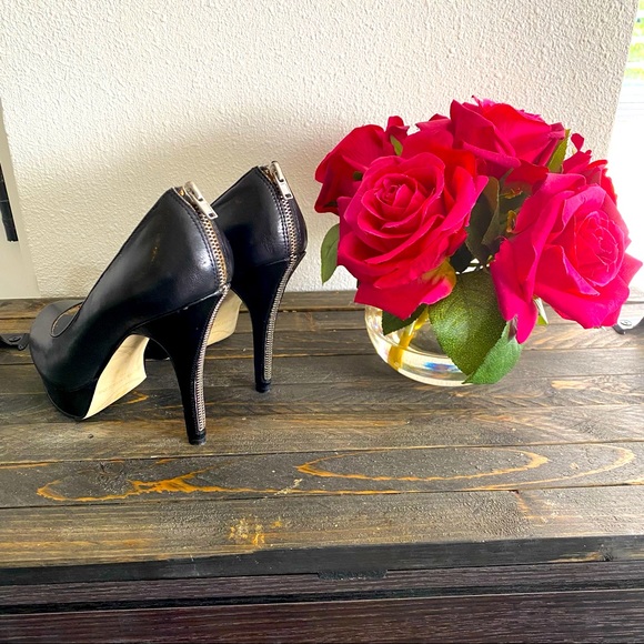 Enzo Angiolini zipper back pumps (size 5M)🌹 - Picture 6 of 16